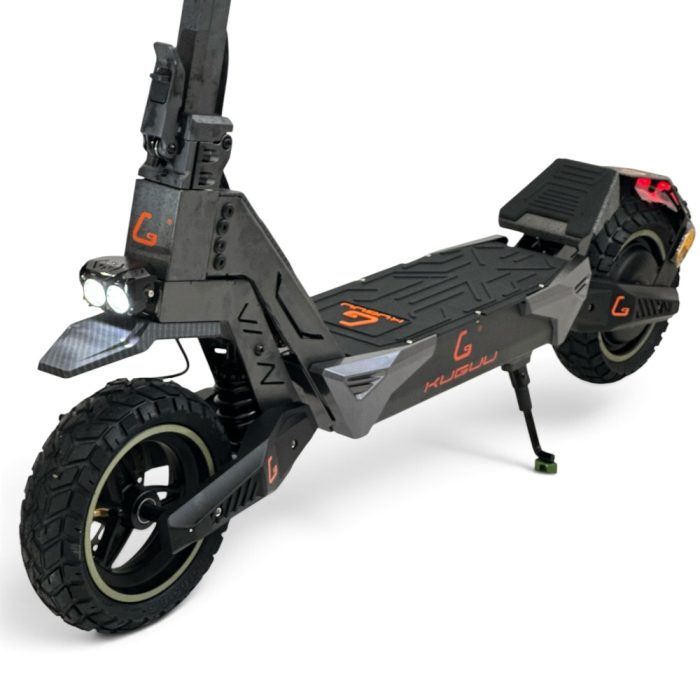 KUGOO F4-Pro E-Scooter Black Color - Image 4